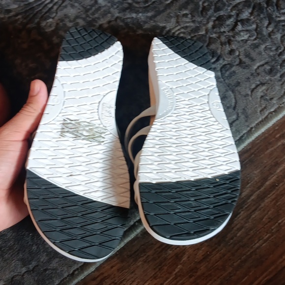 EMU AUSTRALIA SANDALS SIZE 6 - Picture 4 of 7